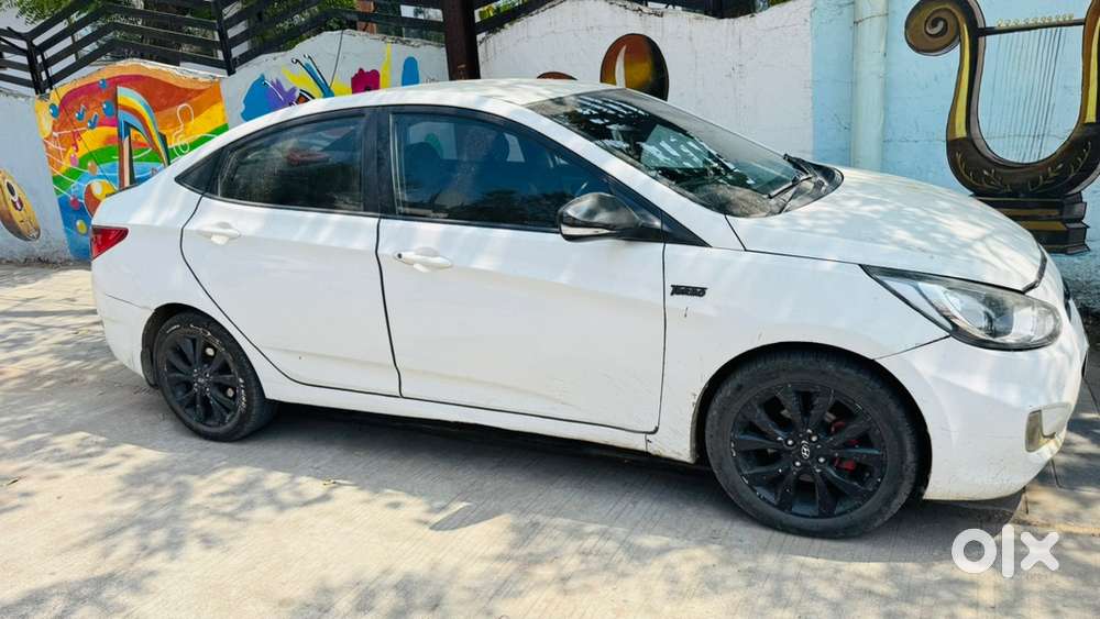 Hyundai Fluidic Verna 2014