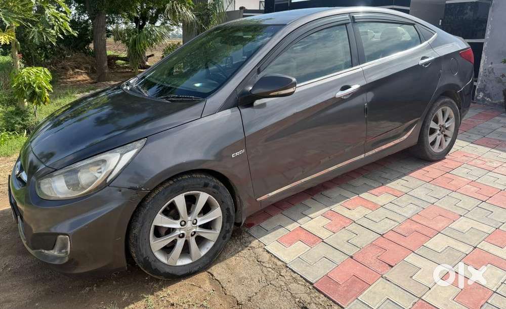 2013 Hyundai Diesel Car (delhi Number)