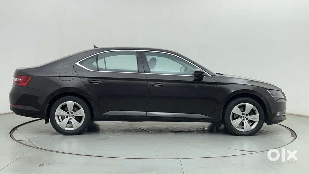 Skoda Superb [ ] 1.8 Style Tsi At, 2018, Petrol