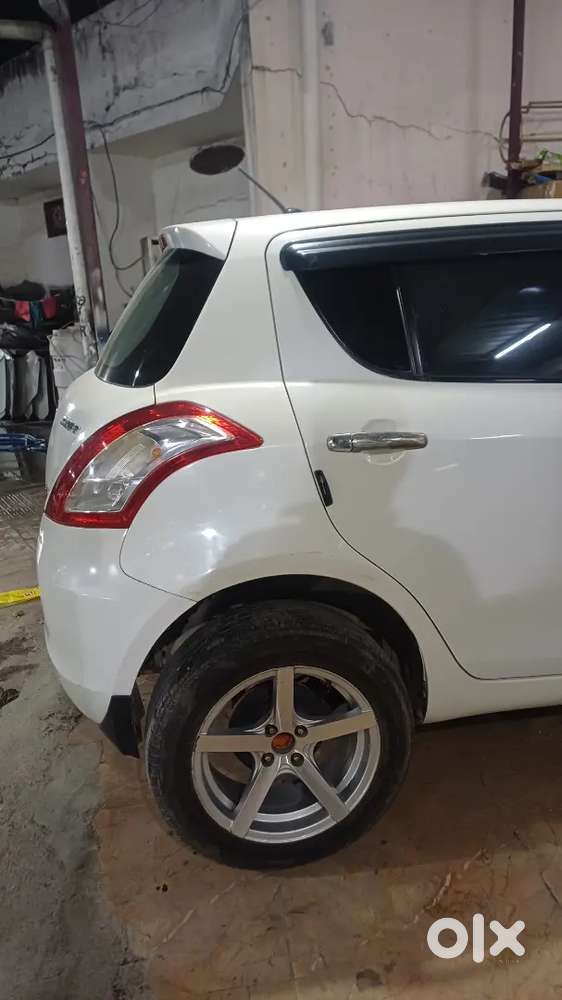 Maruti Suzuki Swift 2017 Diesel 93000 Km Driven