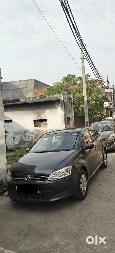 Vw Polo 1.2 Tsi Is In Steel Grey Color