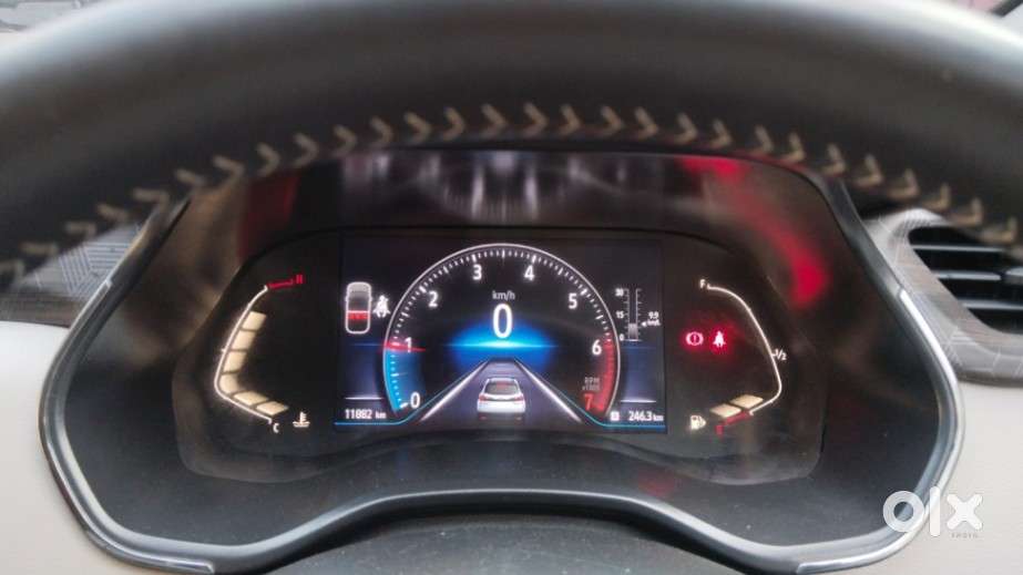 Renault Triber, 2025, Petrol