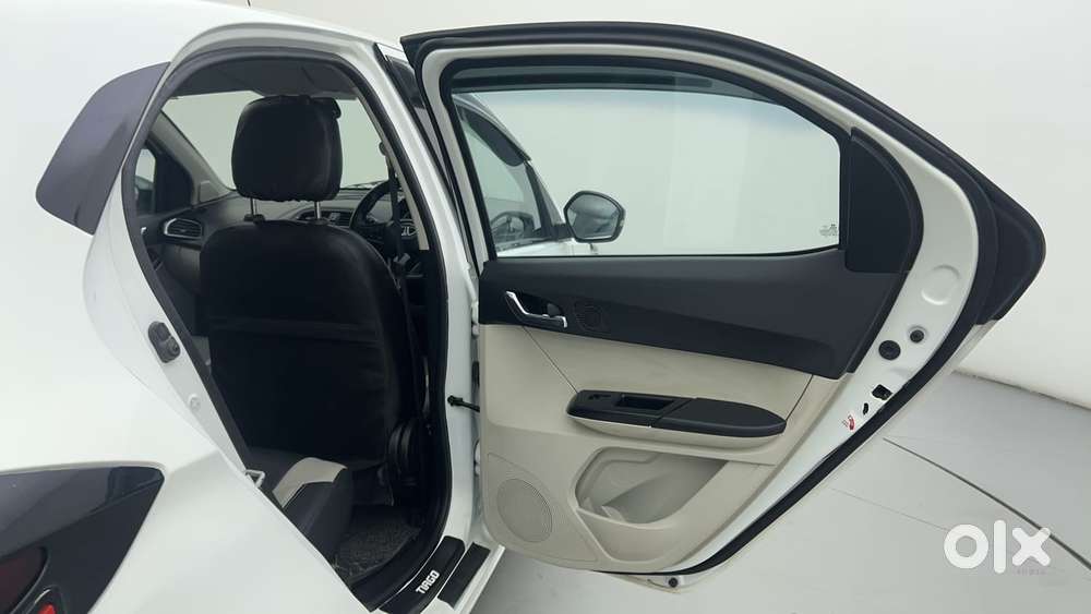 Tata Tiago 1.2 Revotron Xz Plus, 2022, Petrol