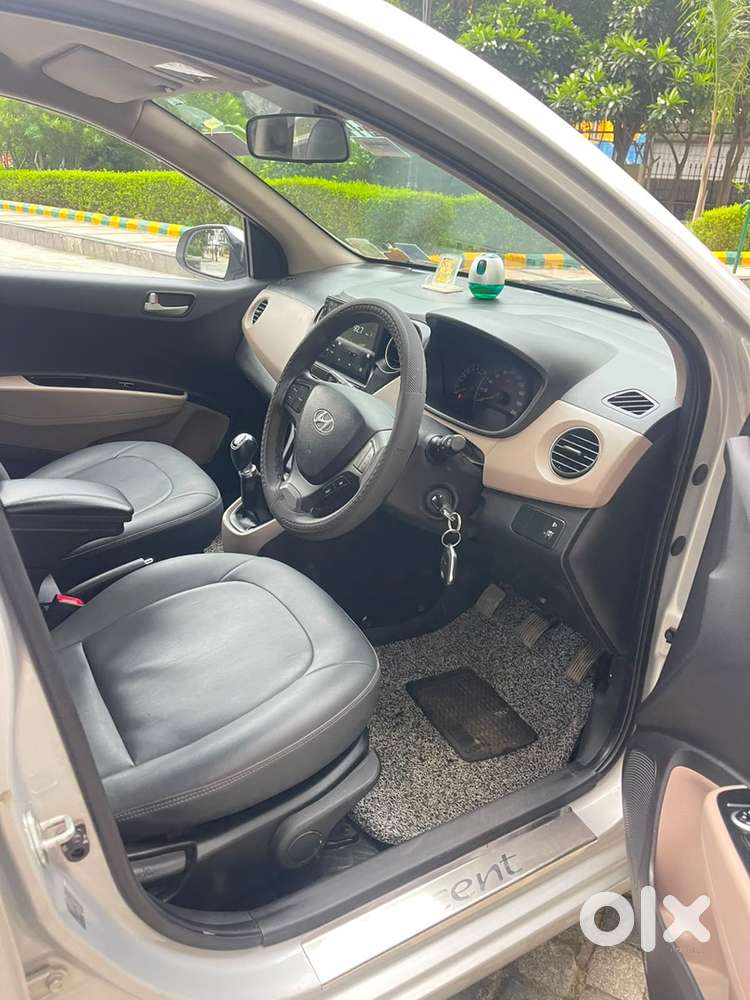 Hyundai Xcent Petrol 2015
