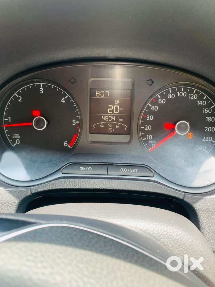 Volkswagen Polo 2017 Year