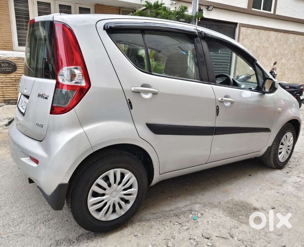 Maruti Suzuki Ritz Vxi, 2011, Petrol