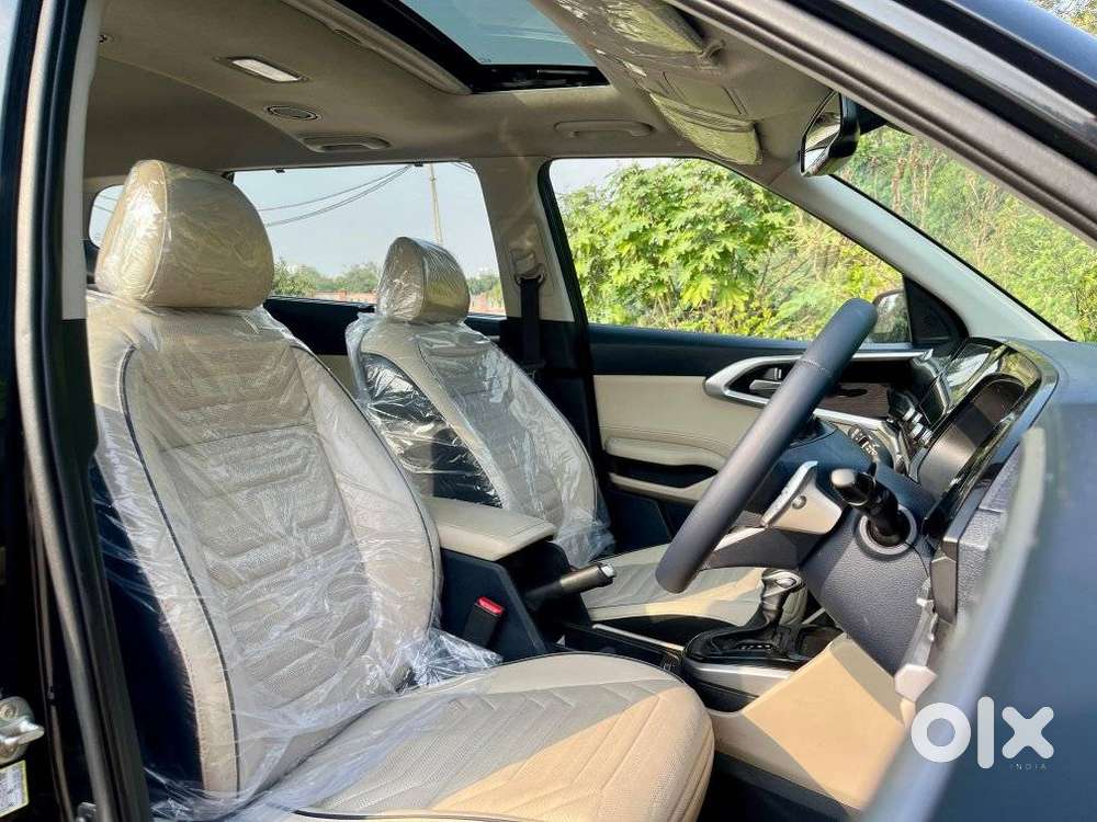 Kia Carens 1.5 Luxury Plus Turbo Dct 7 Str, 2022, Petrol