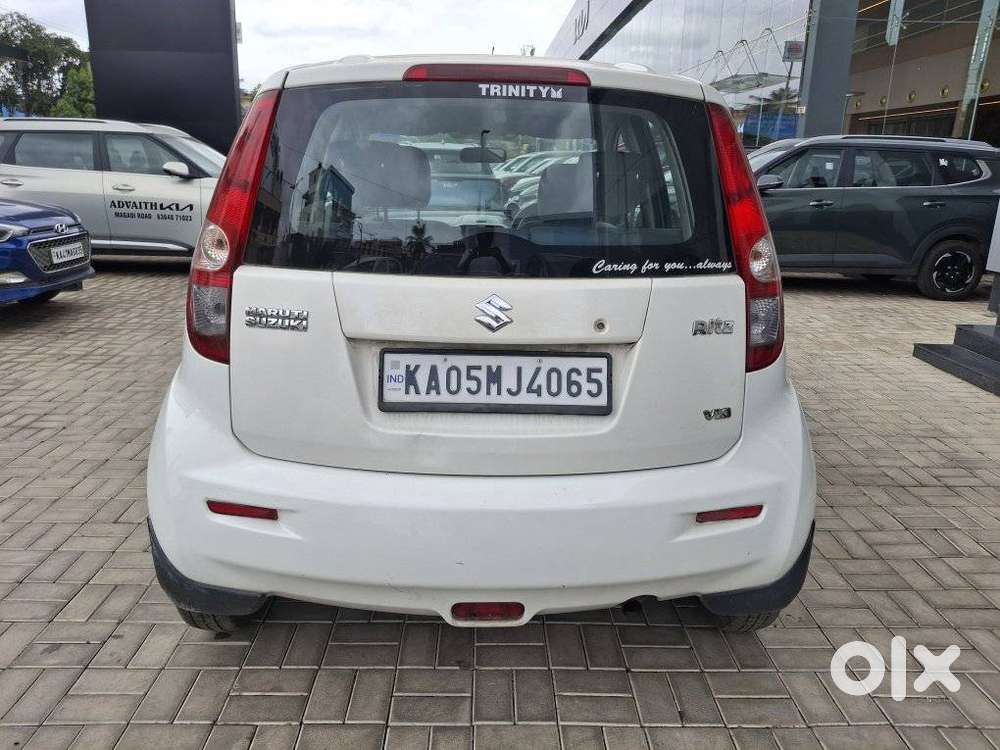 Maruti Suzuki Ritz Vxi, 2010, Petrol