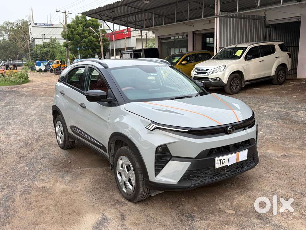 Tata Nexon Pure 1.2 S Revotron Petrol 6 Mt, 2024, Petrol