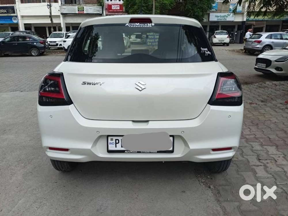 Maruti Suzuki Swift Vxi Ags, 2025, Petrol