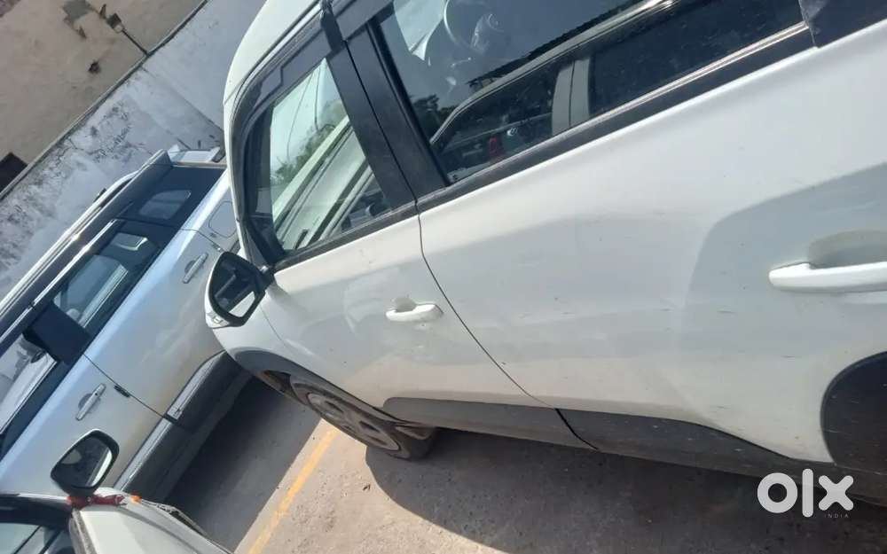 Maruti Brezza Lxi 2025