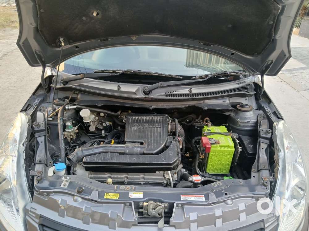 Maruti Suzuki Swift Dzire 1.2 Vxi Bsiv, 2014, Diesel