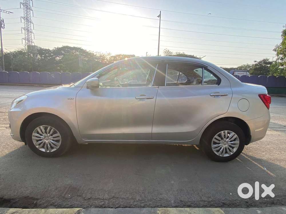 Maruti Suzuki Swift Dzire Amt Vxi, 2017, Petrol