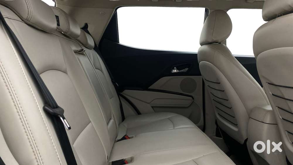 Mahindra Xuv300 W8 Option, 2022, Petrol