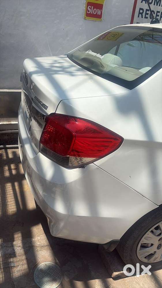 Honda Amaze 2014 Petrol Well Maintained