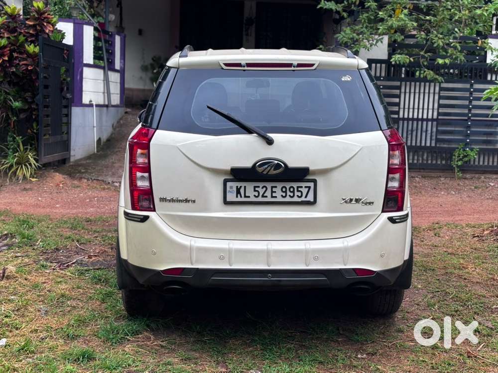 Mahindra Xuv500 Fwd W8 Bs 4