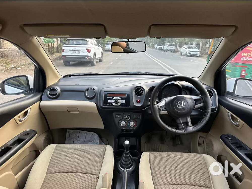 Honda Brio Vx Mt, 2015, Petrol