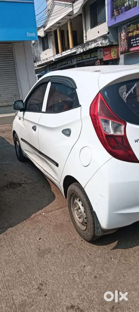 Hyundai Eon Magna 2016