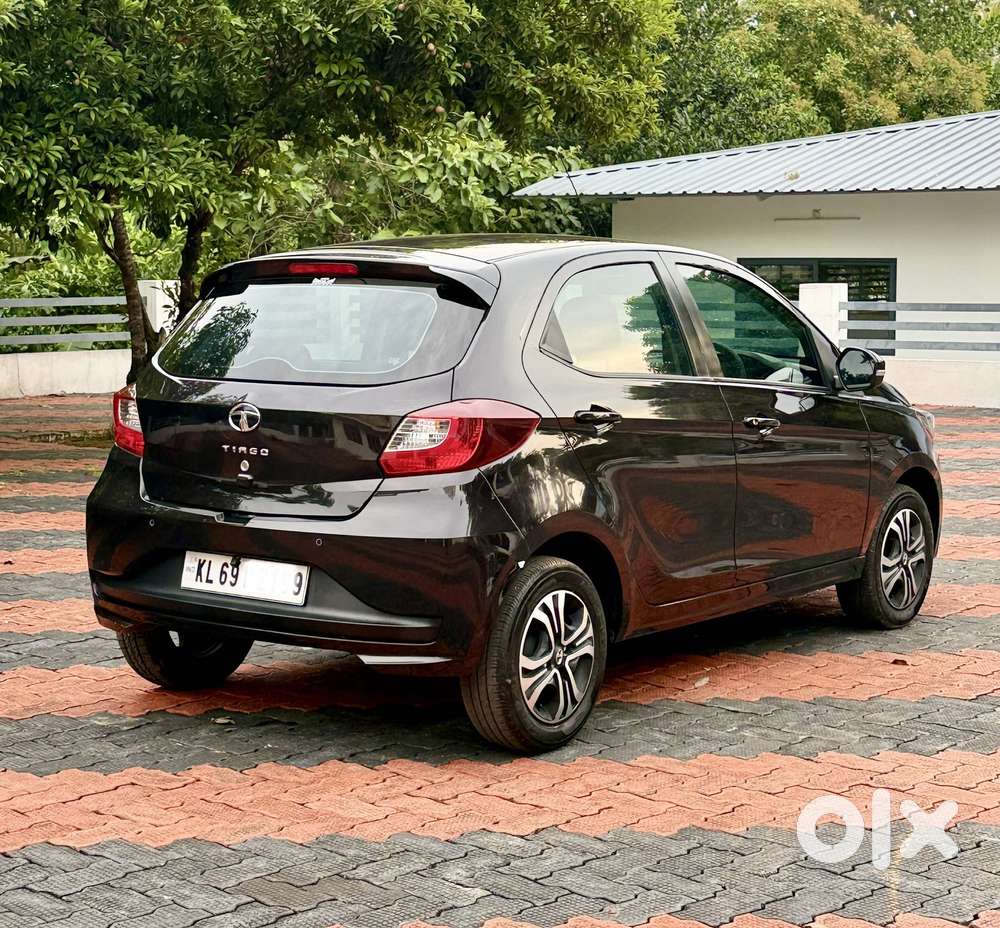 Tata Tiago 1.2 Revotron Xta, 2023, Petrol