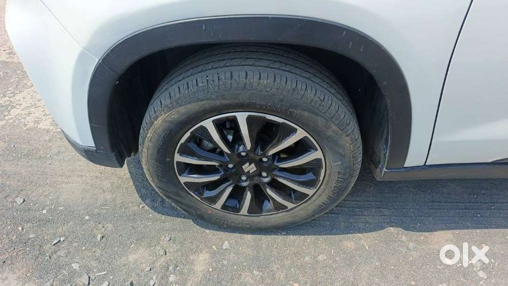 Maruti Suzuki Brezza 1.5 Zxi Plus At Smart Hybrid, 2022, Petrol