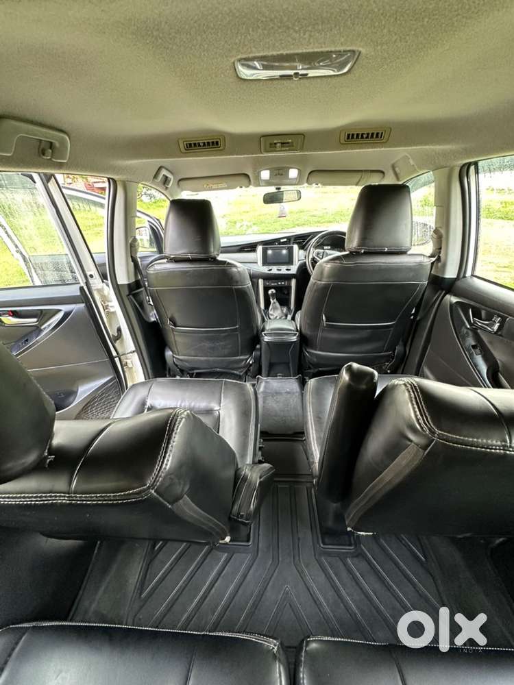 Toyota Innova Crysta 2019