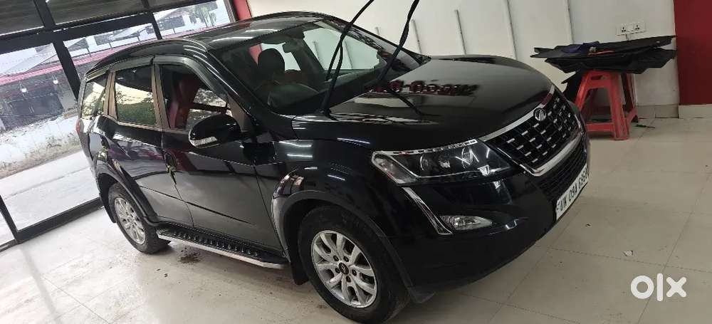 Mahindra Xuv500 2021 Variant Diesel Manual 1st Owner