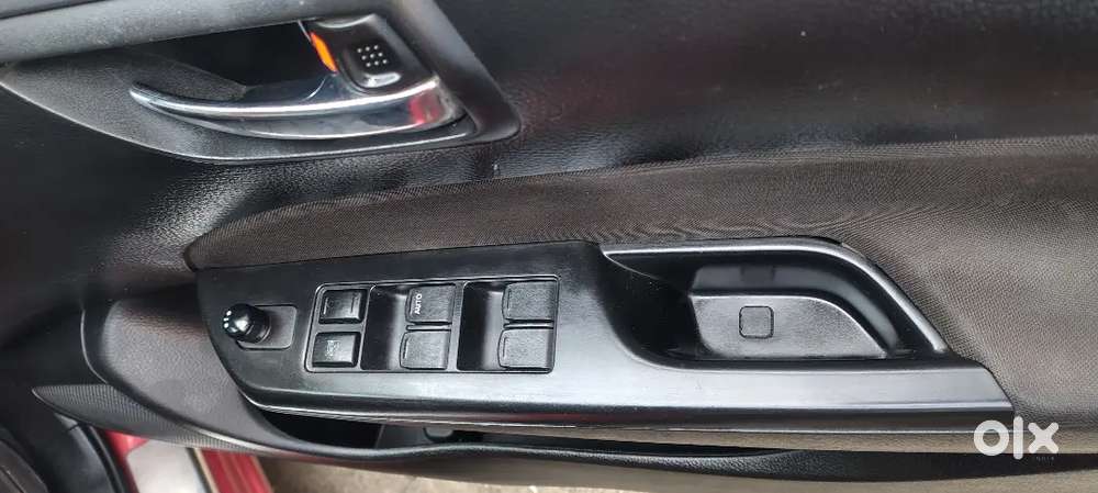 Maruti Swift Vxi 2014 Single Owner Petrol