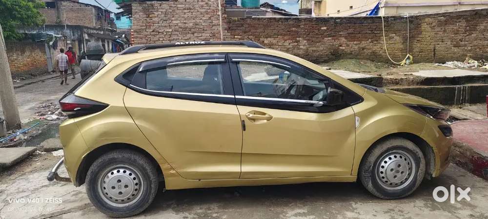 Tata Altroz 1.2 Petrol 2020