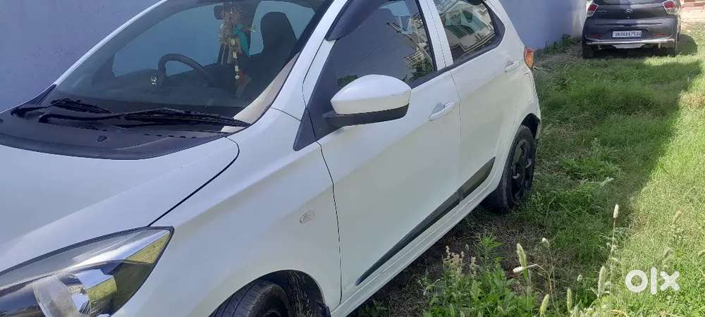 1.2 Revetron Tata Tiago Xt 2018