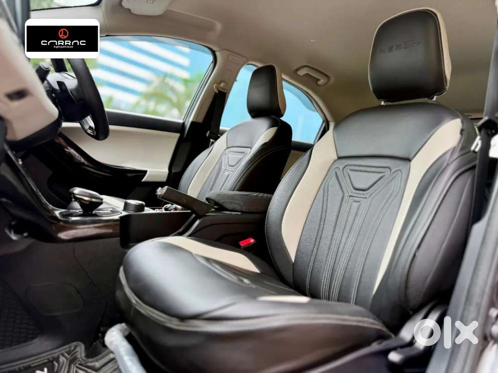 Tata Nexon, 2025, Petrol