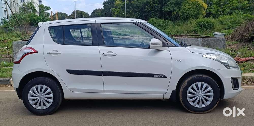 Maruti Suzuki Swift Vxi + Manual, 2015, Petrol