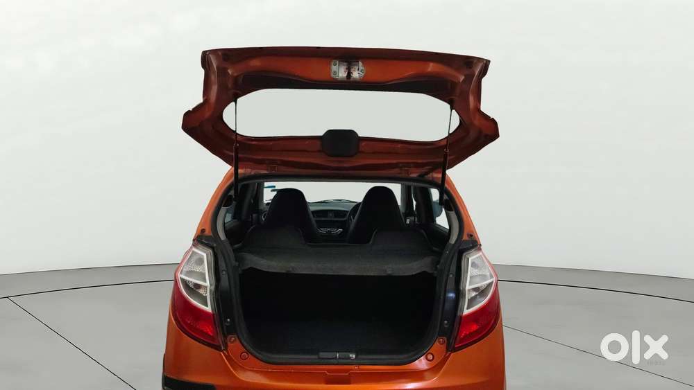 Maruti Suzuki Alto K10 Vxi Amt, 2015, Petrol