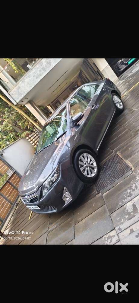 Toyota Camry 2014 Petrol Well Maintained