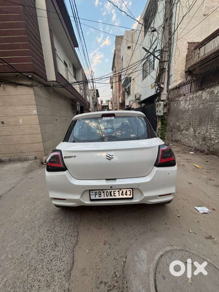 Maruti Suzuki Swift Vxi 2025