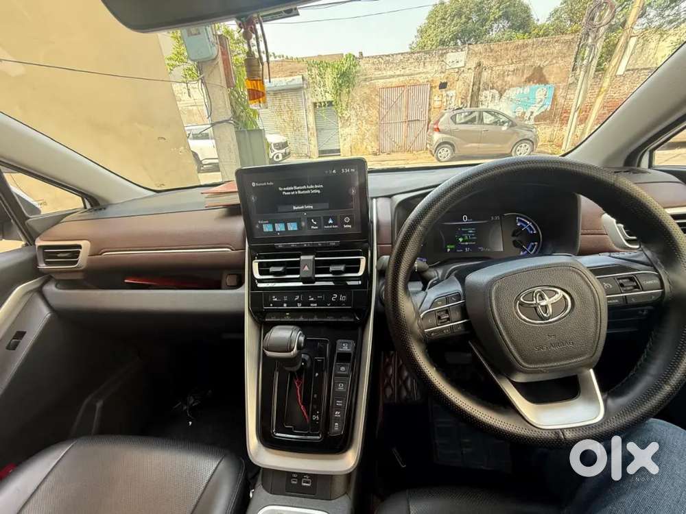 Toyota Innova Hycross 2025 Hybrid