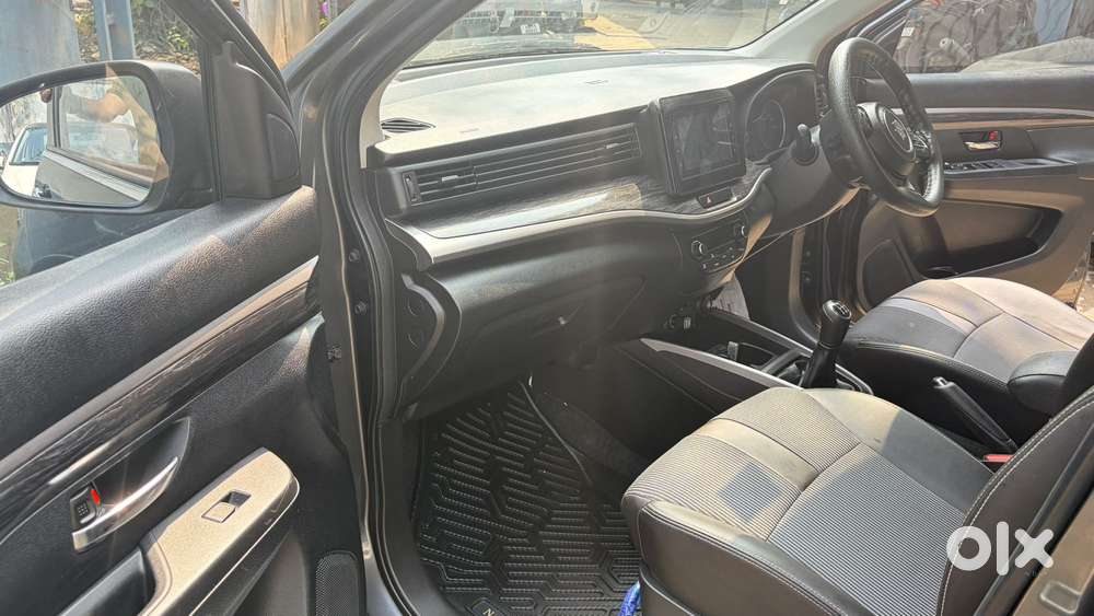 Maruti Suzuki Xl6 1.5 Zeta Mt, 2022, Petrol