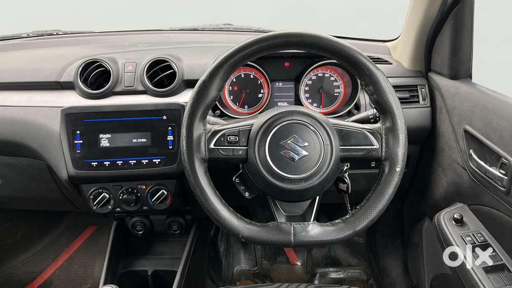 Maruti Suzuki Swift Vxi, 2021, Petrol