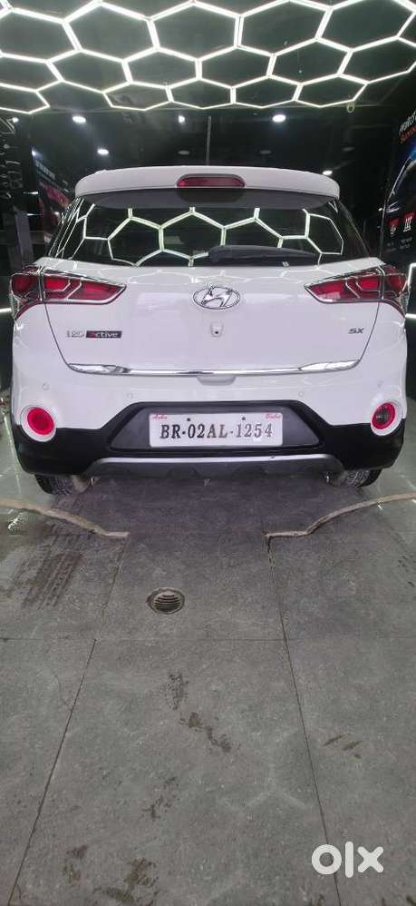 Hyundai I20 Active Sx Petrol, 2017, Petrol