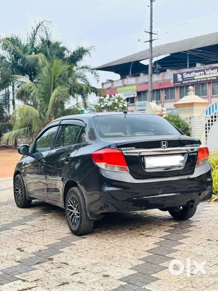 Honda Amaze 2013