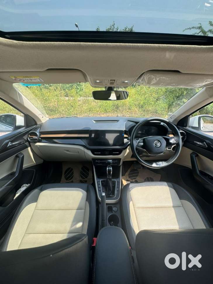 Skoda Slavia 1.5 Tsi Style At, 2024, Petrol