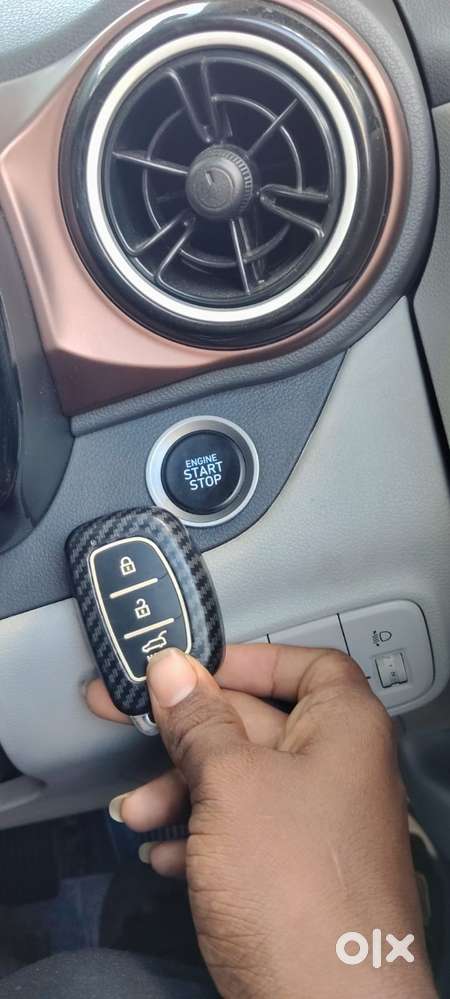 Hyundai Aura Sx (o) Crdi Manual, 2024, Cng & Hybrids