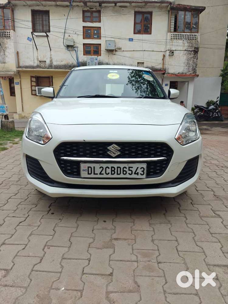 Maruti Suzuki Swift Vxi Amt (2022) — Single Owner  Warranty Till 2027