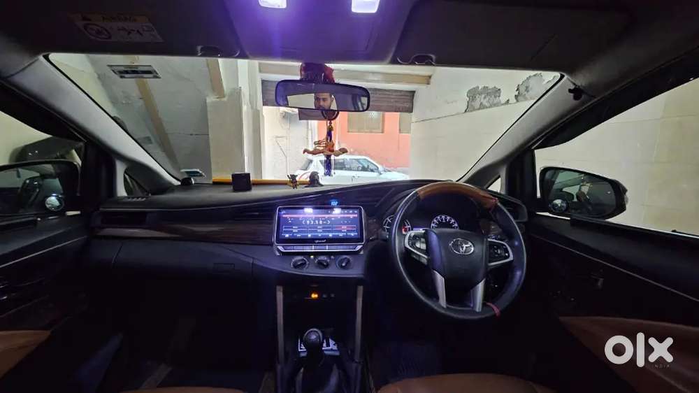 Toyota Innova Crysta 2018 Diesel Well Maintained