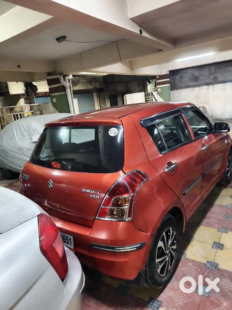 Maruti Suzuki Swift 2011 Diesel 93083 Km Driven