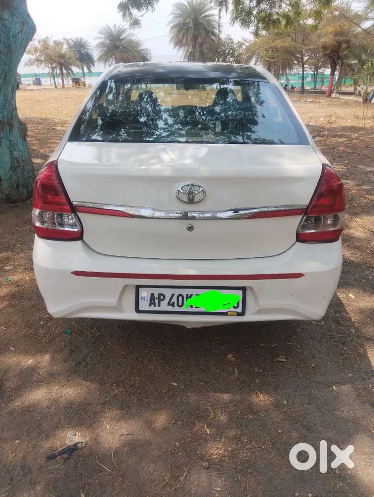 Toyota Etios 2011 Cng & Hybrids 158000 Km Driven