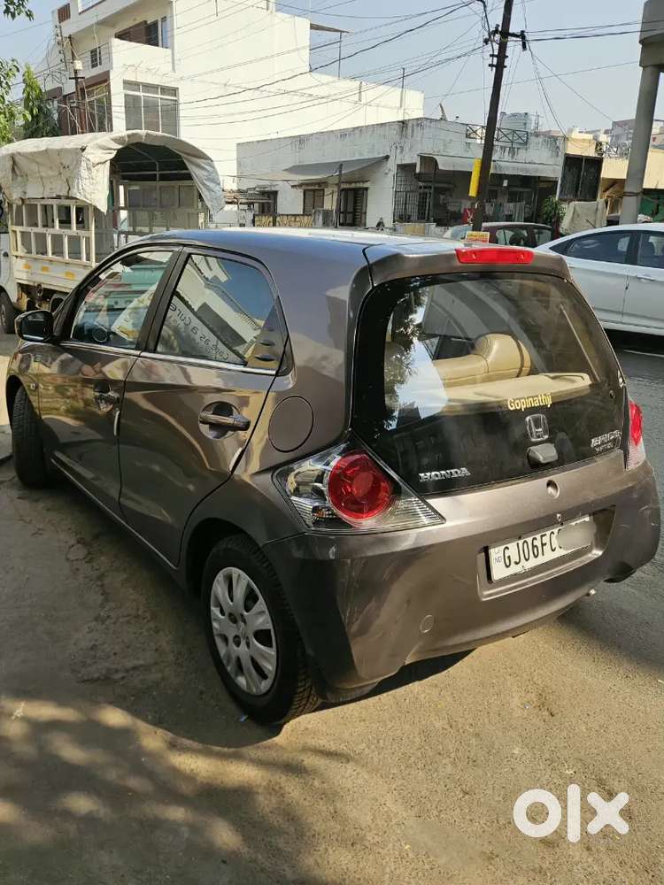 Honda Brio Mt 2012