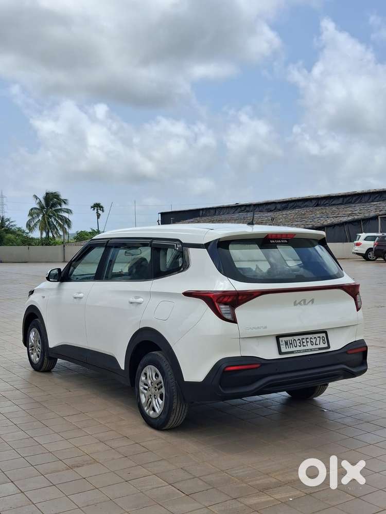 Kia Carens 1.5 Premium 7 Str, 2023, Petrol