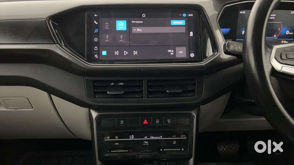 Volkswagen Taigun Topline 1.0 Tsi At (electric Seats), 2022, Petrol