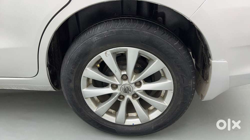 Maruti Suzuki Ertiga Vxi At, 2017, Petrol