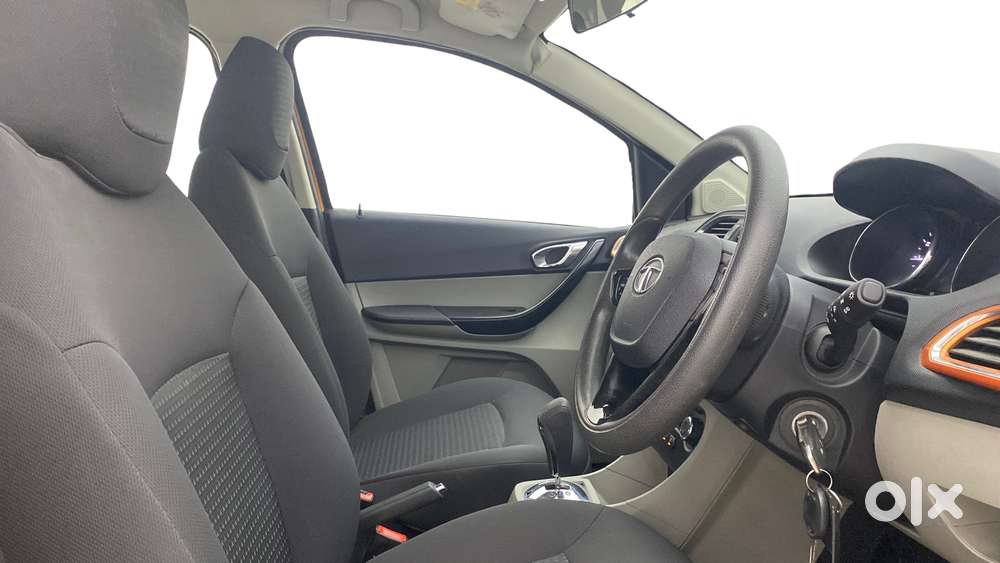 Tata Tiago 1.2 Revotron Xza, 2018, Petrol